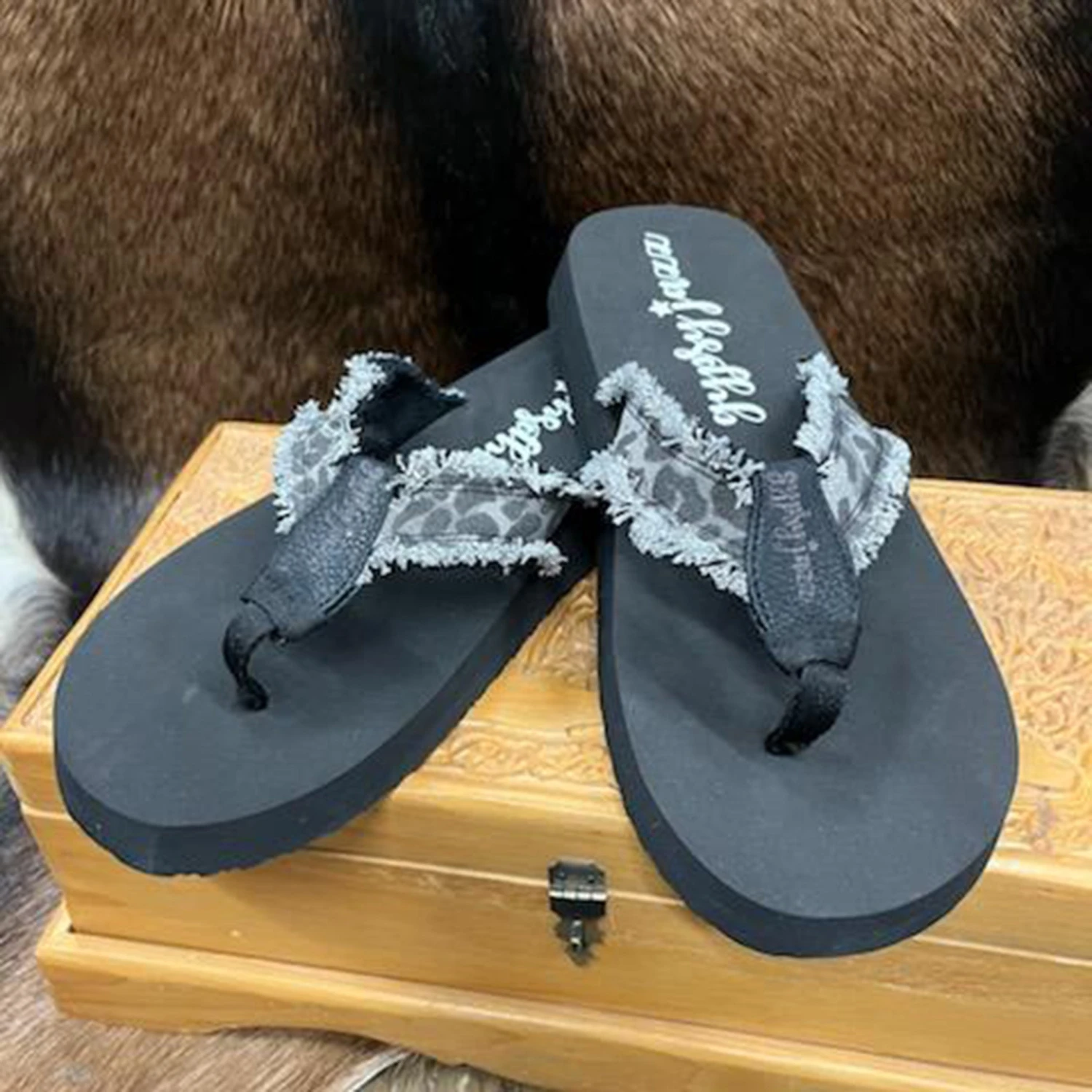 Grey Leopard Encore Sandal 3 Grey Leopard Encore Sandal